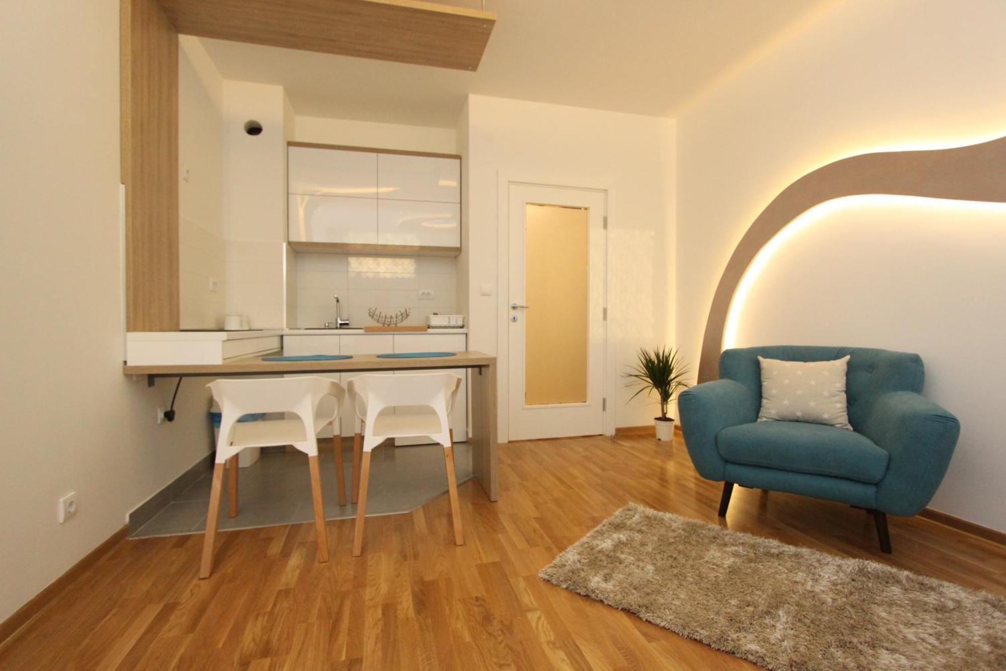 Riviera New Belgrade Apartment, Parking 5 Eur Per Day Εξωτερικό φωτογραφία